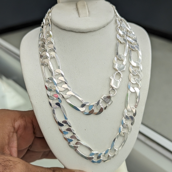 925 Sterling Silver Figaro Chain 10mm 24 inches - Picture 8 of 12